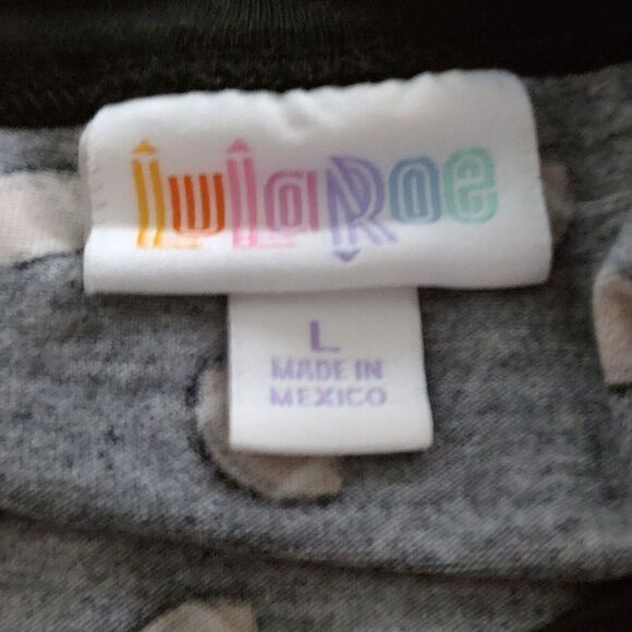 LulaRoe Liv football  game day superbowl print top shirt  Sz L - Picture 4 of 4